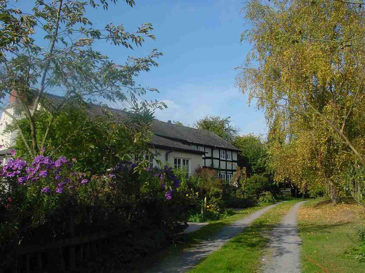 Yew Tree Cottage Лиоминстър Екстериор снимка